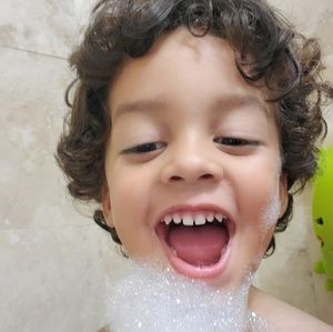 Meet your Posher, Alycia